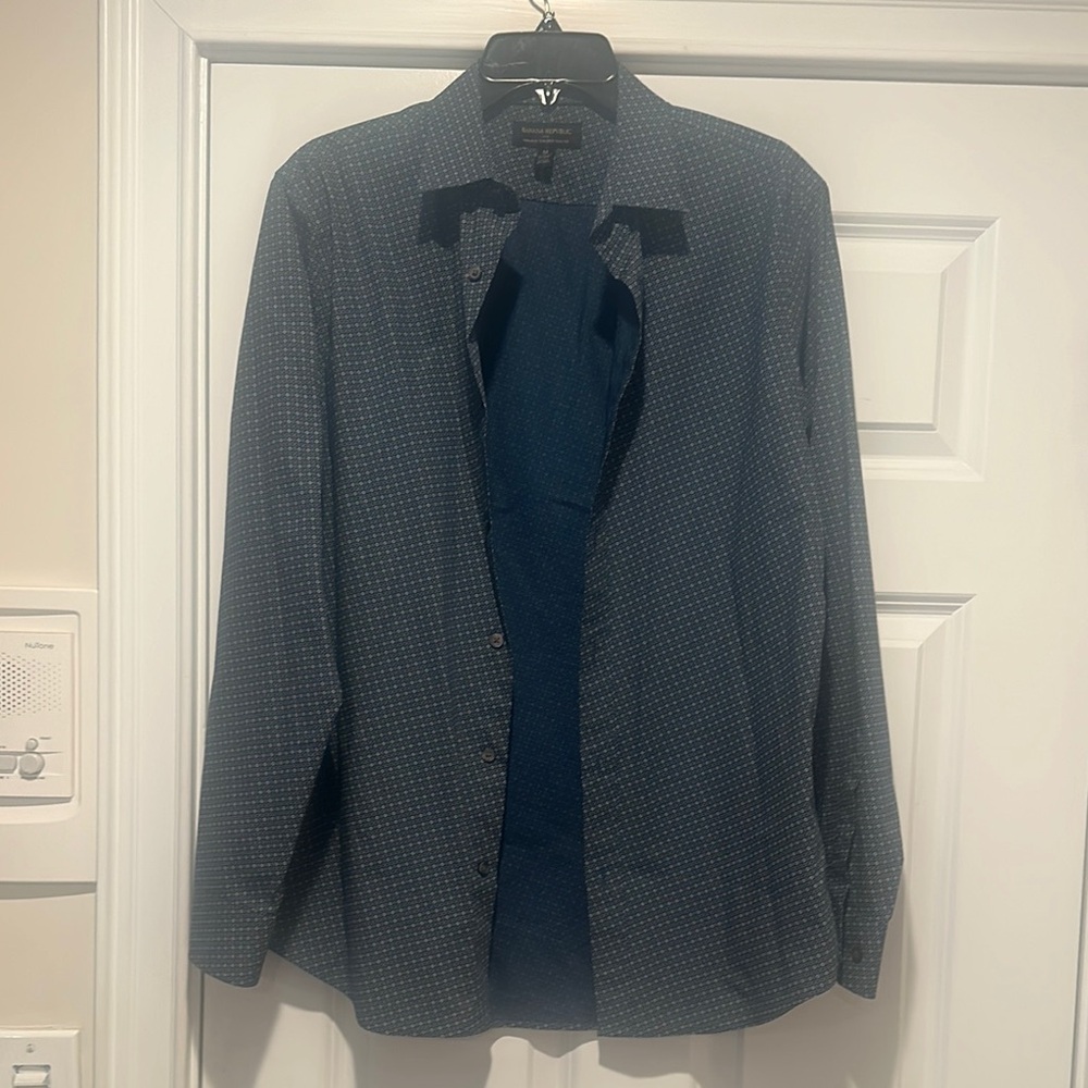 Banana Republic Black Lightweight Jacket for Versatile Style